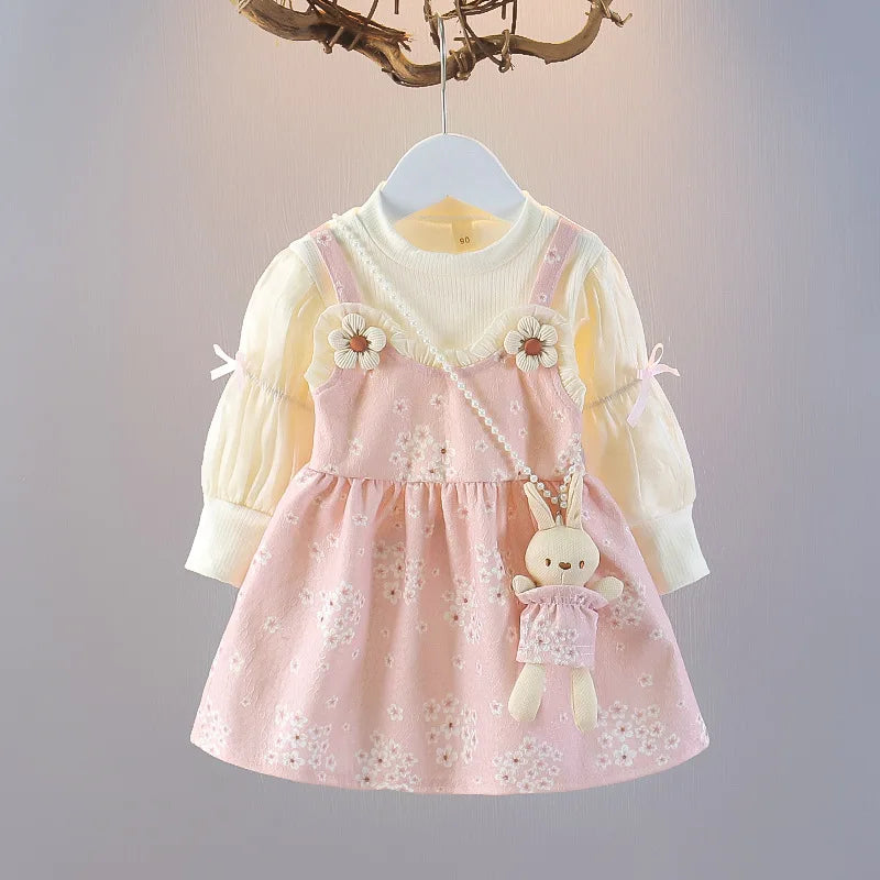 お花モチーフ付きふんわりワンピース👗✨