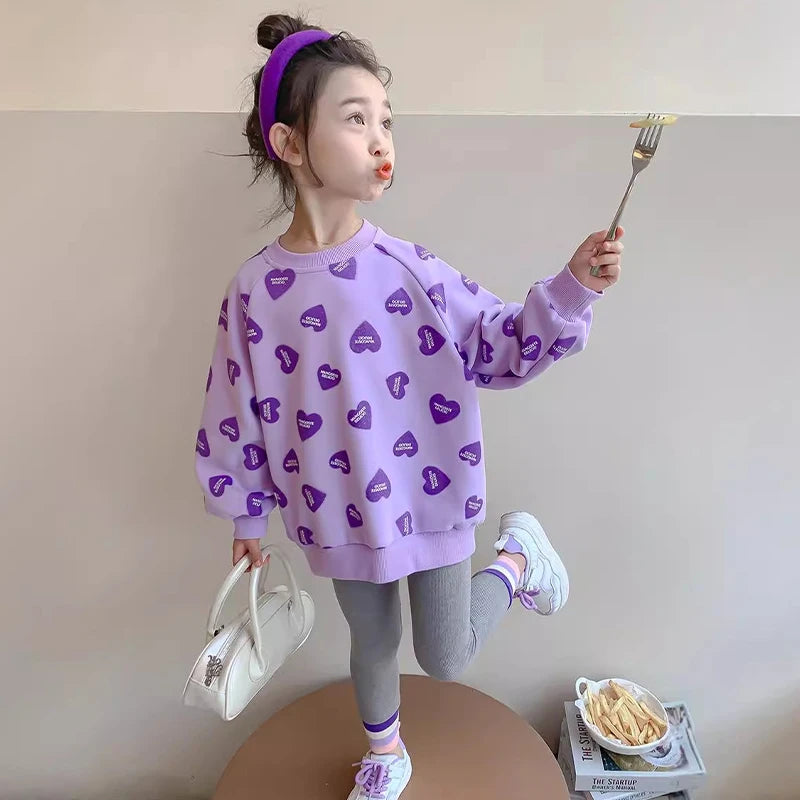 キュートなハートプリント長袖トレーナー